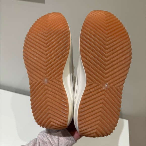 NEW Madden Girl Winnona High-Top Sneakers - Picture 6 of 7